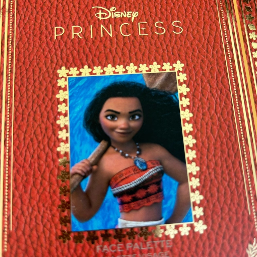 💄Disney Revolution Moana Eyeshadow Palette - Picture 2 of 8